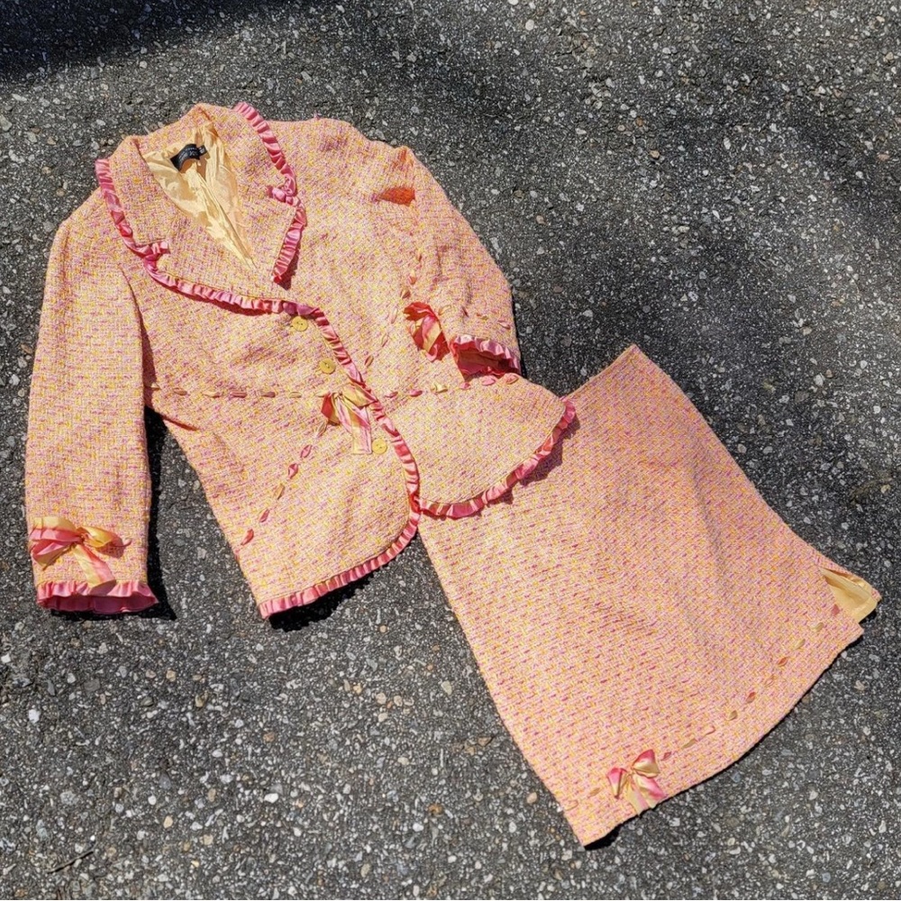 RARE Teri Jon Vintage Pink and Orange Tweed Skirt Suit